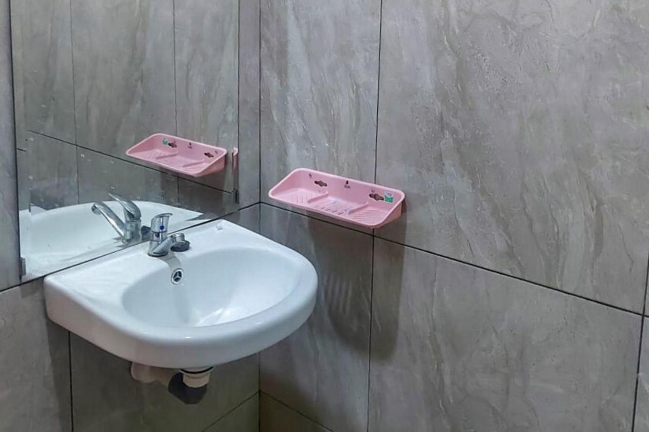 Koolkost @ Jalan Tirto Agung Hotell Srondolwetan Eksteriør bilde